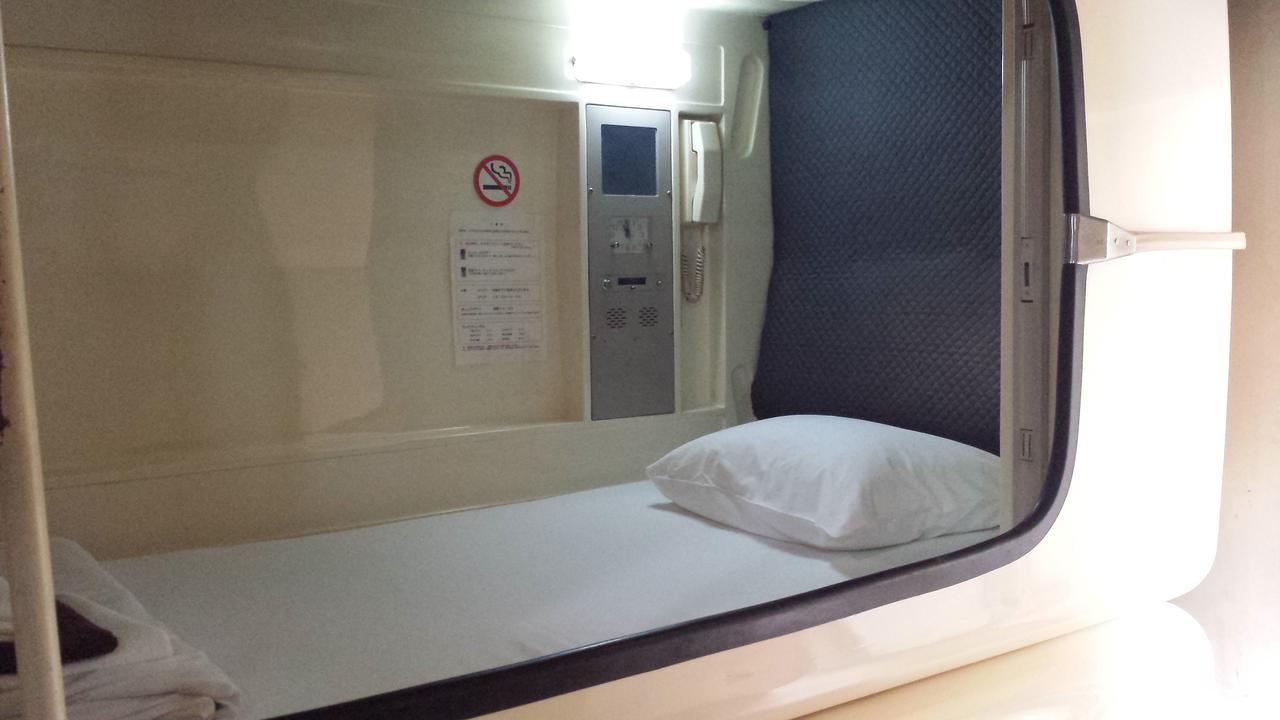 Capsule Hotel Honcho Сендай Экстерьер фото